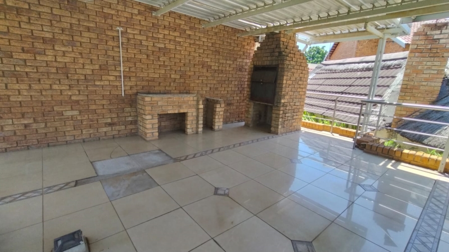 4 Bedroom Property for Sale in Cashan North West